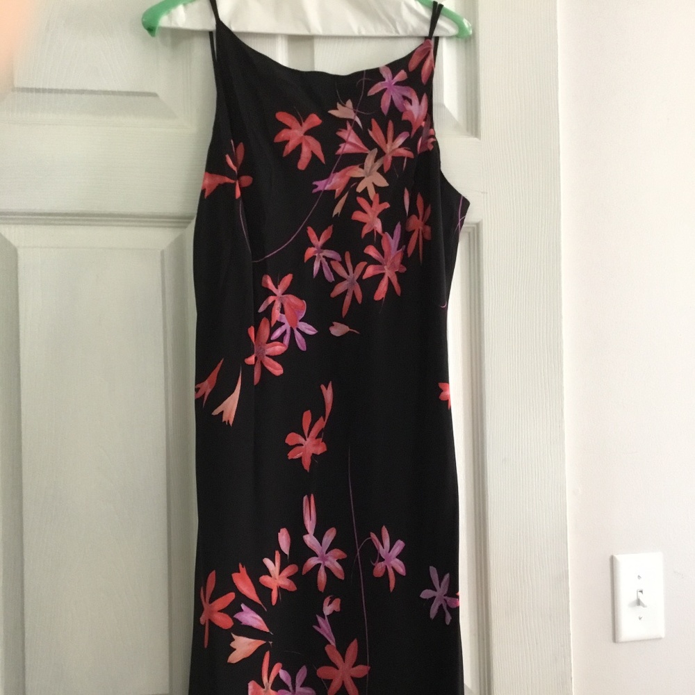 Floral sleeveless dress